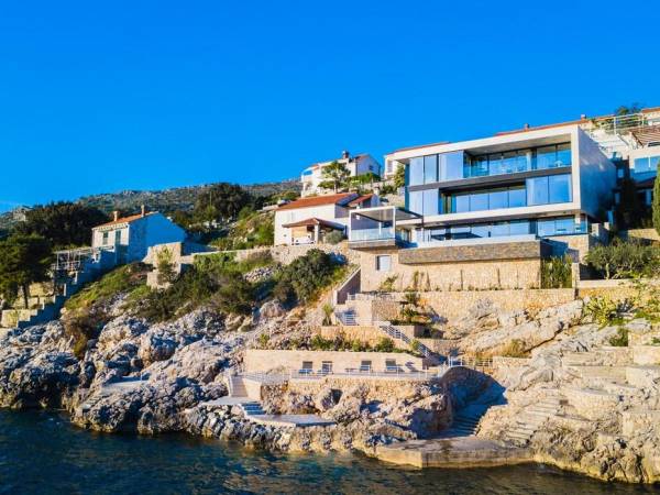 Exclusive Dubrovnik area Villa with Private Beach
